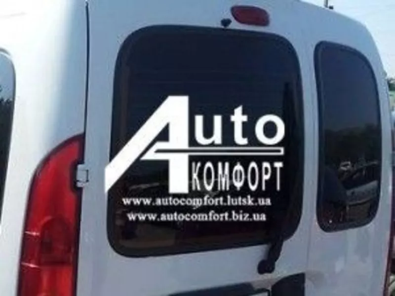 Заднее стекло (распашонка левая) с э.о на авто Renault Kangoo 96-08