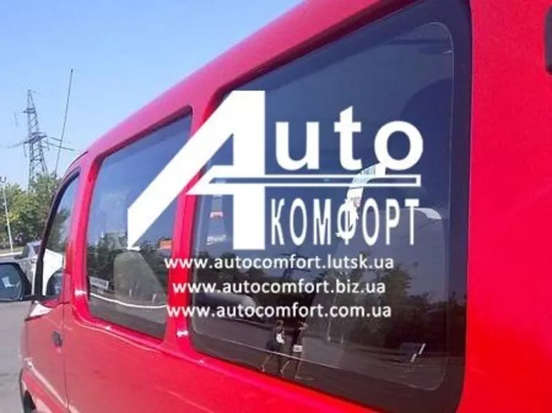 Выбрать язык​▼ Задний салон,  левое окно,  длинная база на Toyota Hiace 