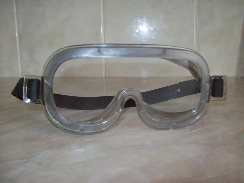 Профессиональные немецкие защитные очки 2
