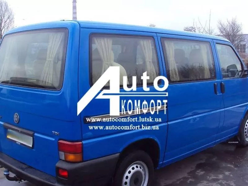 Задний салон,  правое стекло на Volkswagen Transporter Т-4 короткая баз