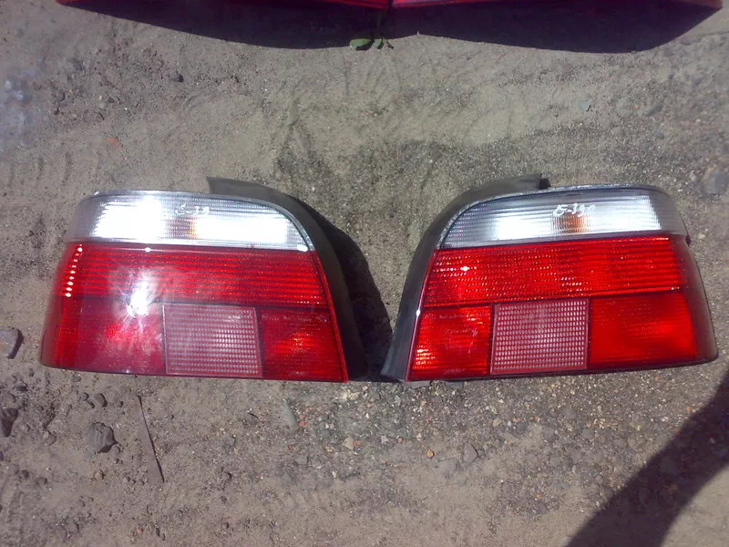 Продам оригинальные фонари BMW 5,  E39