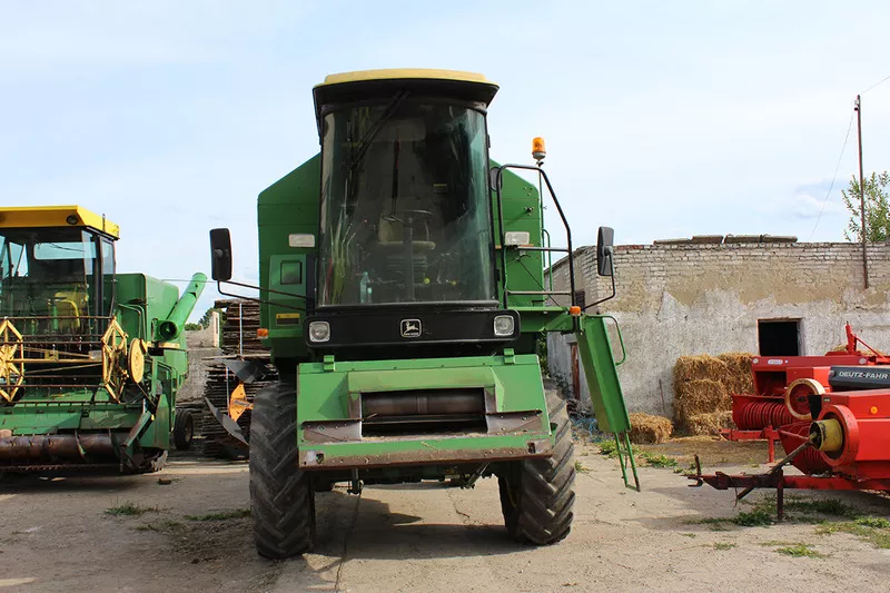 Комбайн John Deere 1055 3